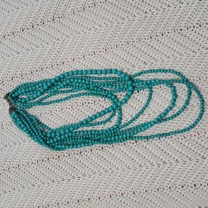 Turquoise color beaded necklace